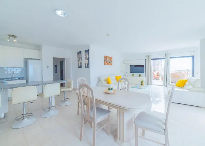 アパート Club Paraiso 101